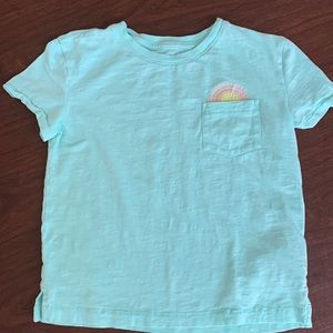 Gap kids short sleeve shirt, size medium.